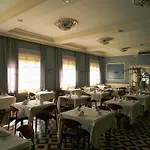 Hotel Robert