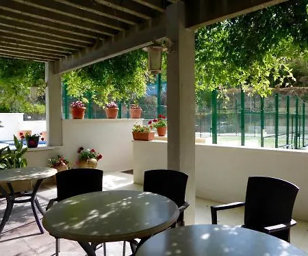 Robert Hotel