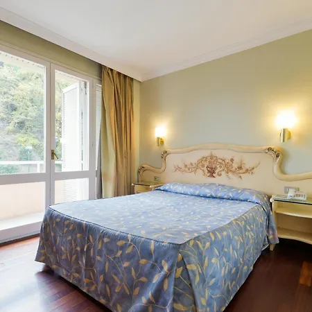 Hotel Robert 2*
