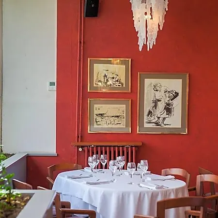 Hotel Robert 2*